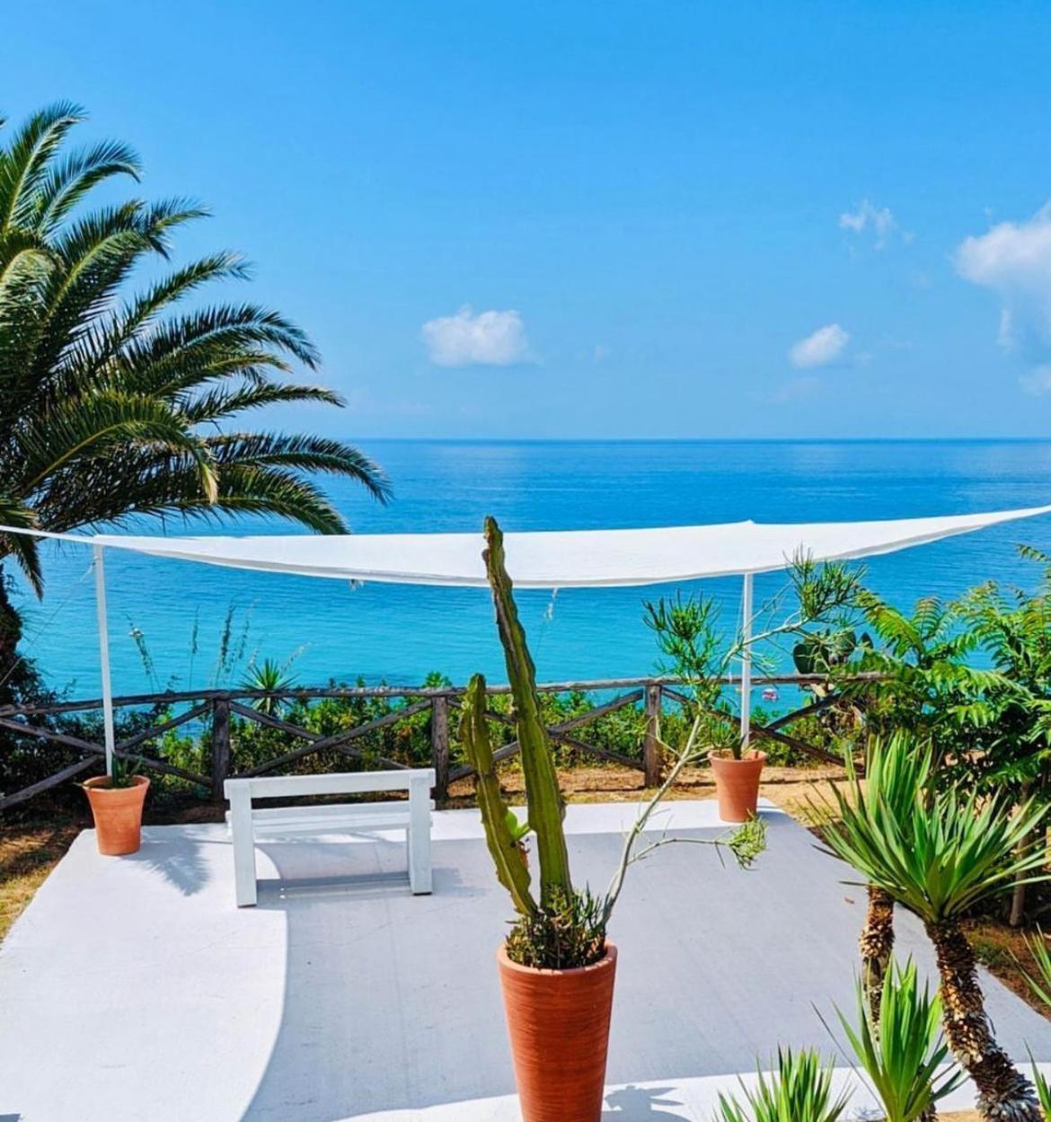 Residence Esmeraldo Capo Vaticano Exterior foto